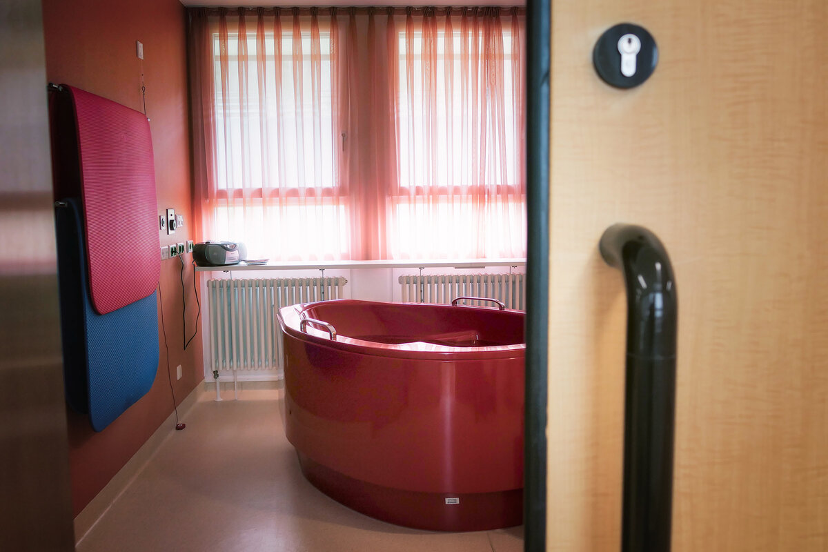 Kreißsaal in der Geburtshilfe der Klinik Füssen