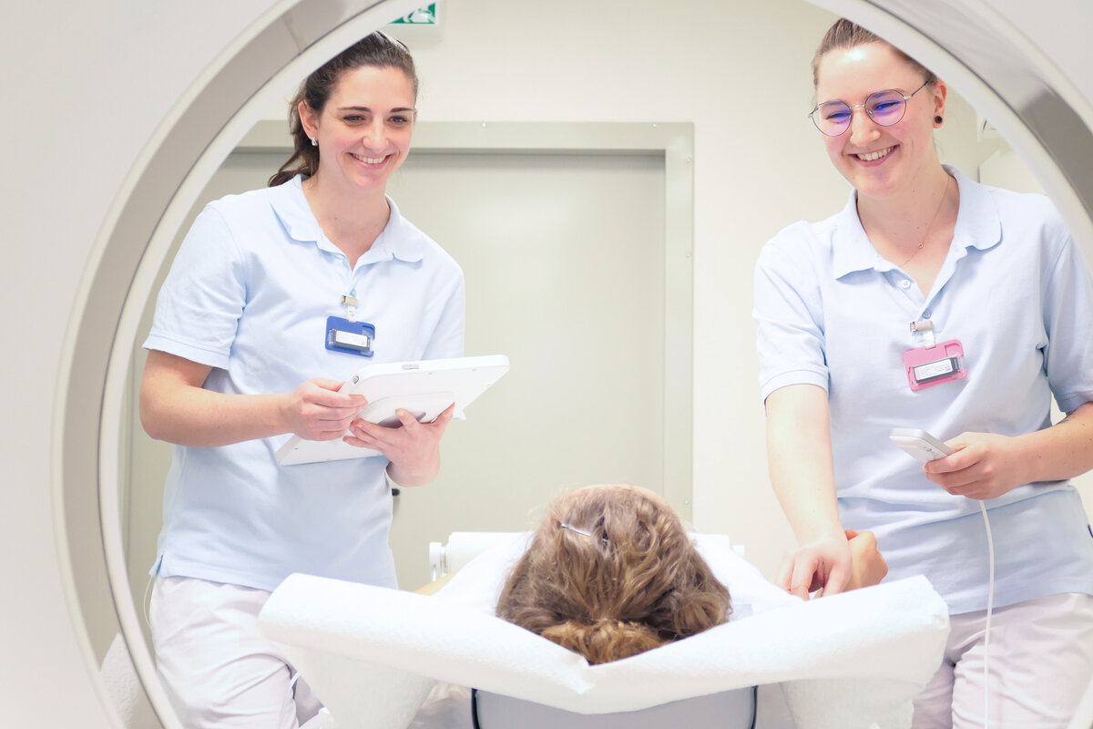 MRT-Gerät für hochauflösende Schnittbilder | © Kliniken Ostallgäu-Kaufbeuren