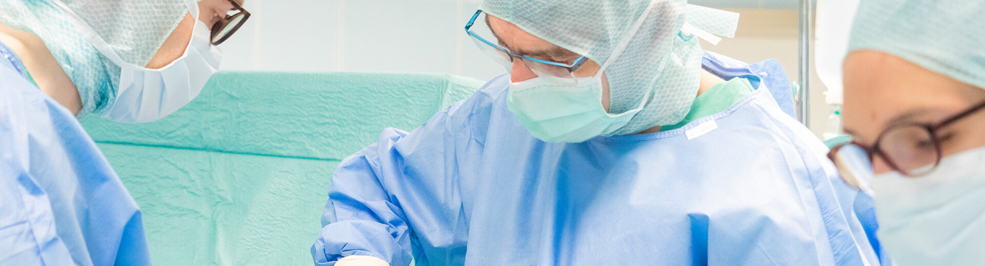 Chirurgische Abteilung mit OP-Ausstattung