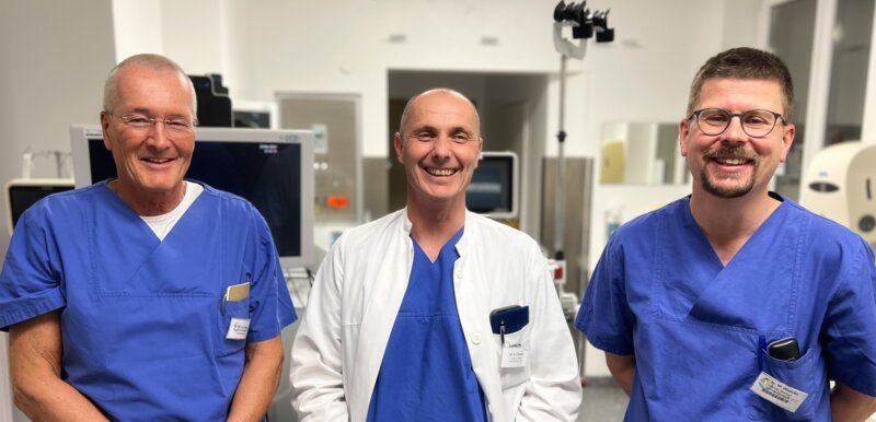 Gastroenterologische Expertise für Buchloe, Landsberg und Umgebung: Dr. Heinrich Steffen, Dr. Sascha Chmiel und Dr. Wolfgang Wistuba (v.l.n.r.) | © Kliniken Ostallgäu-Kaufbeuren