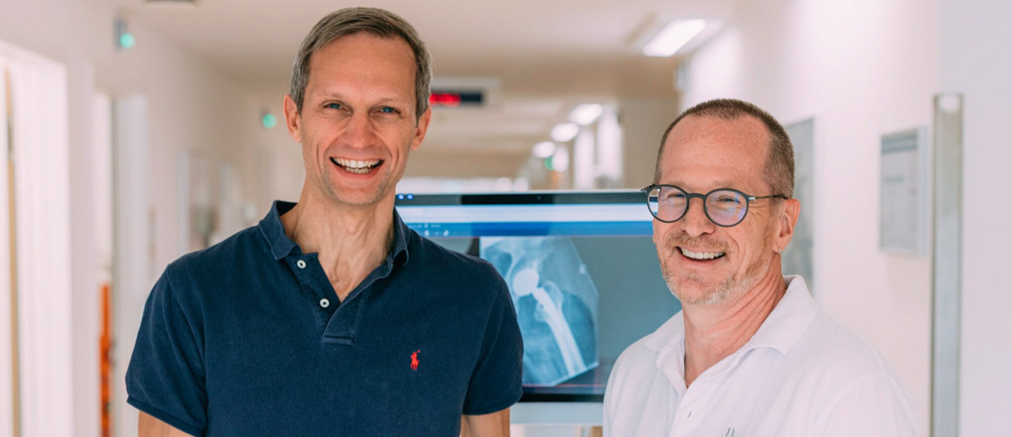 Die beiden chirurgischen Chefärzte der Klinik Füssen Dr. Michael Dykta und Dr. Steffen Vennemann. Foto: Kliniken Ostallgäu-Kaufbeuren | © Kliniken Ostallgäu-Kaufbeuren